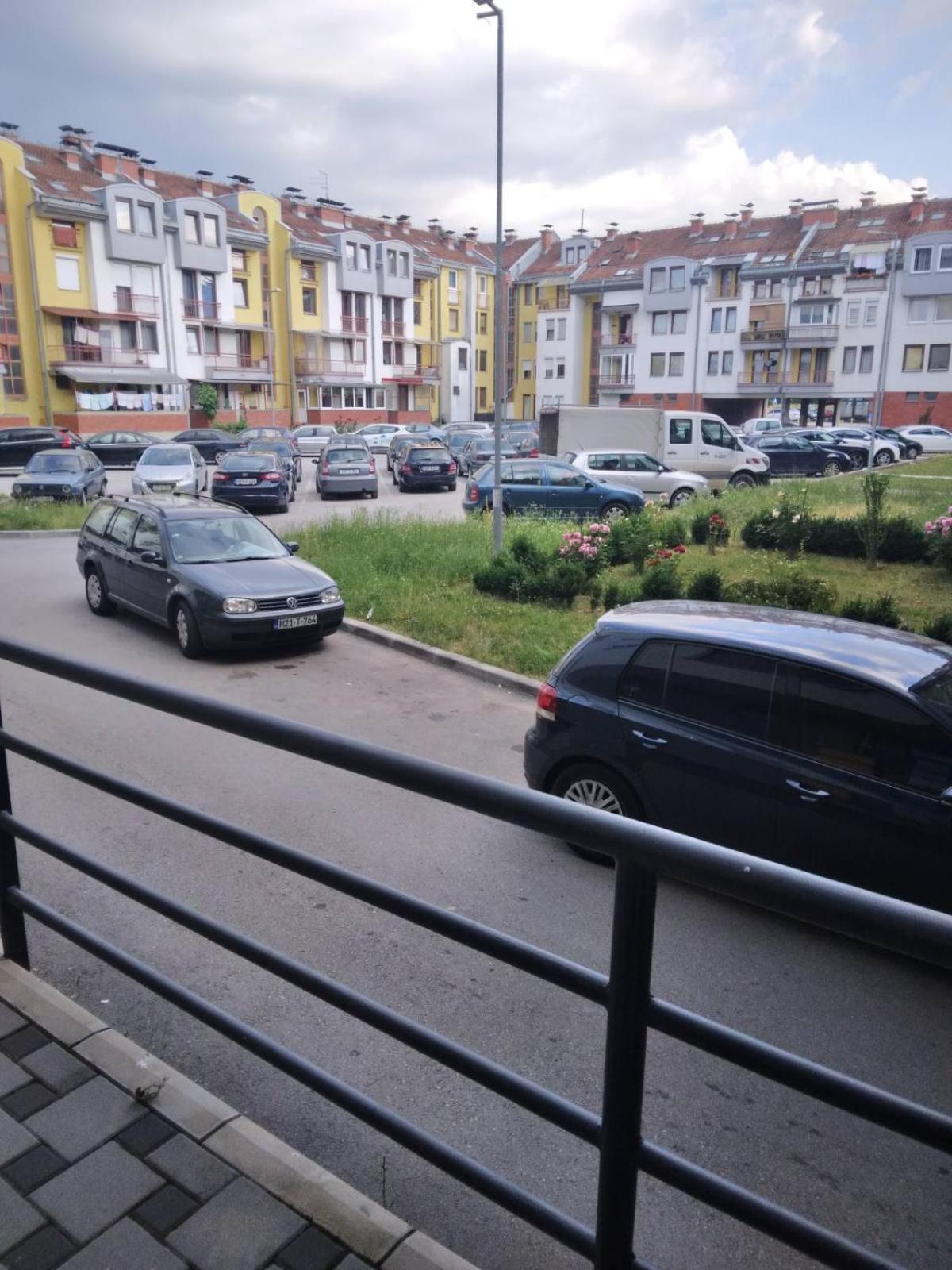 Studio Apartman Promenada Сараево Экстерьер фото